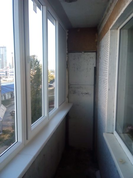 Остекление балкона на Фучика