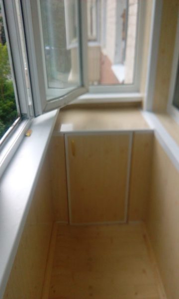 Обшивка балкона в хрущевке ПВХ панелями